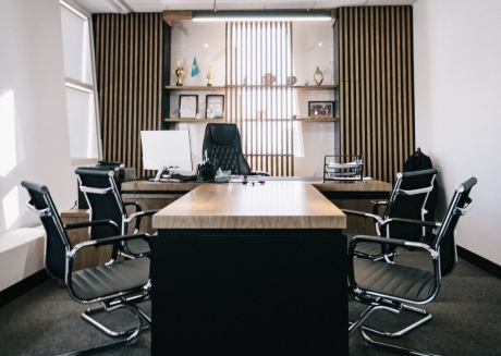 damir-kopezhanov-luseu9GtYzM-unsplash-1